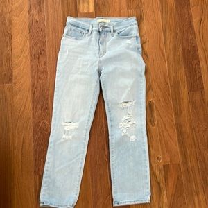 Levi’s 724 High Rise Slim Straight Crop Flynn Blue Distressed Size 27